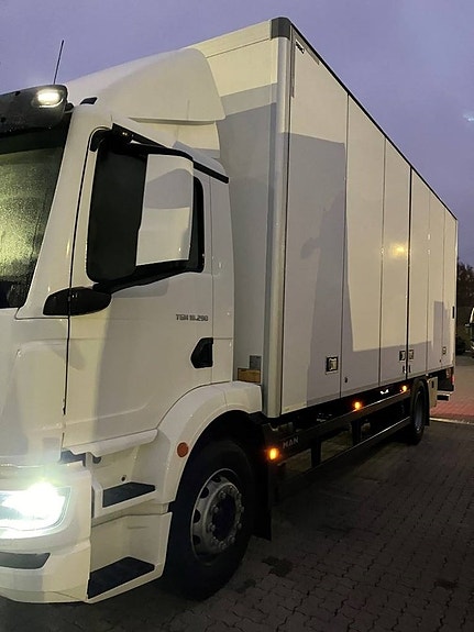 MAN TGM 18.290 4X2 4 of 5