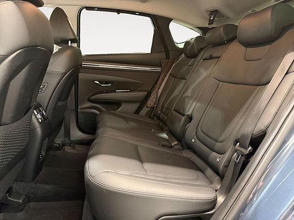 Hyundai Tucson 14 of 23