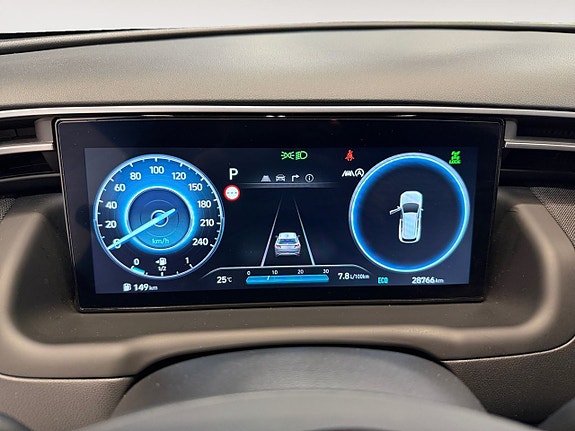 Hyundai Tucson 12 of 23
