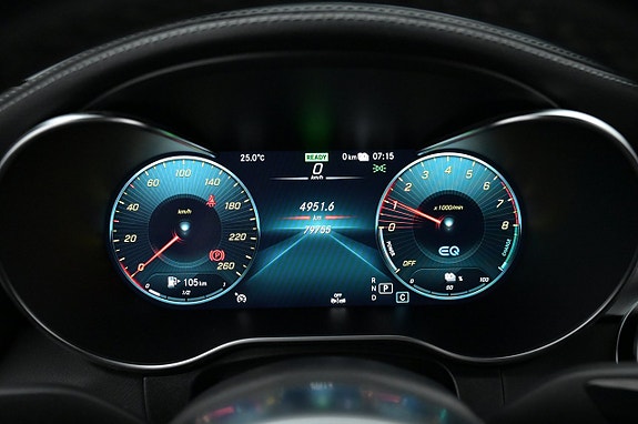 Mercedes-Benz GLC300 e 9 of 27