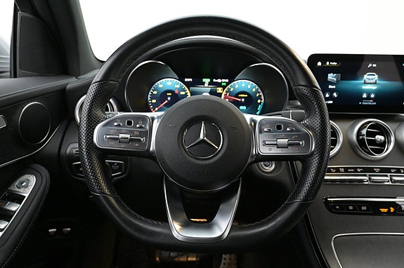Mercedes-Benz GLC300 e 7 of 27