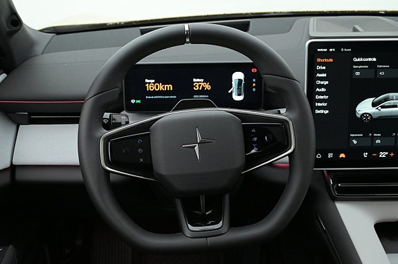 Polestar 4 7 of 27