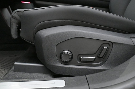 Polestar 4 13 of 27