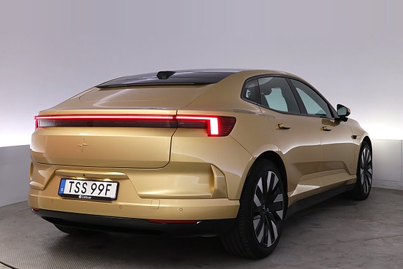 Polestar 4 5 of 27