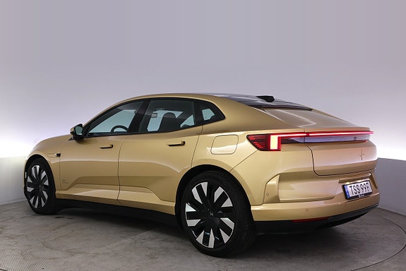 Polestar 4 4 of 27