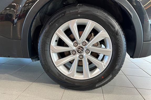 Toyota C-HR 17 of 21