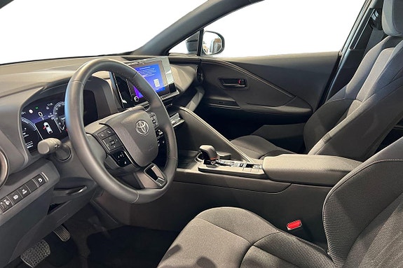 Toyota C-HR 14 of 21
