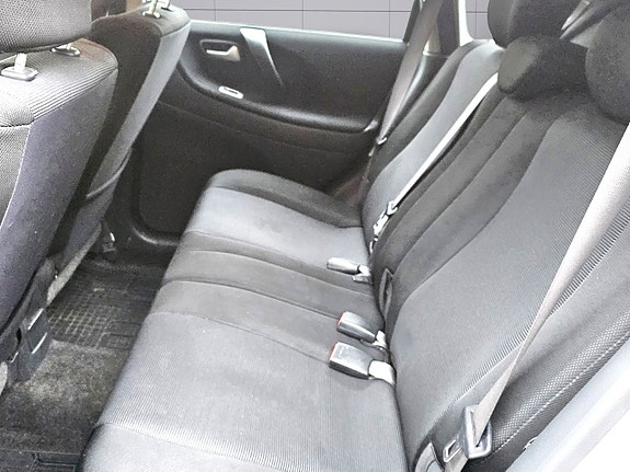 Suzuki Liana 9 of 9