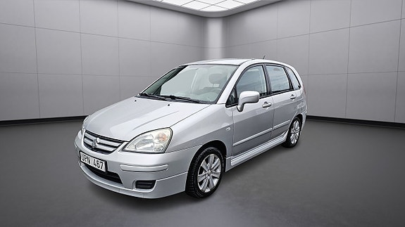 Suzuki Liana 3 of 5