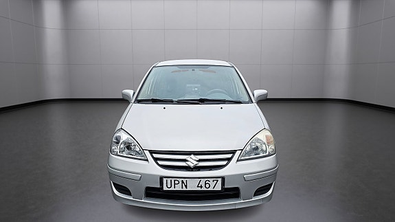 Suzuki Liana 2 of 5