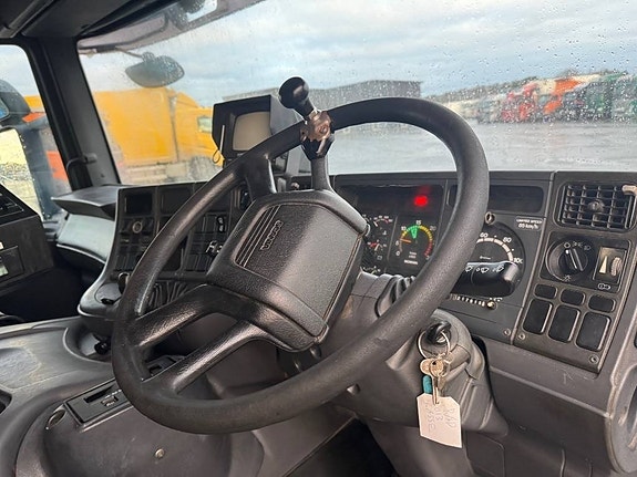 Scania P94DB 16 of 21