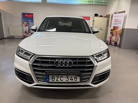 Audi Q5 3 of 5