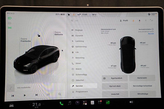 Tesla Model Y 23 of 23