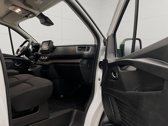 Renault Trafic 29 of 30