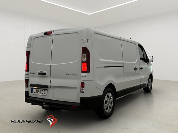 Renault Trafic 9 of 30