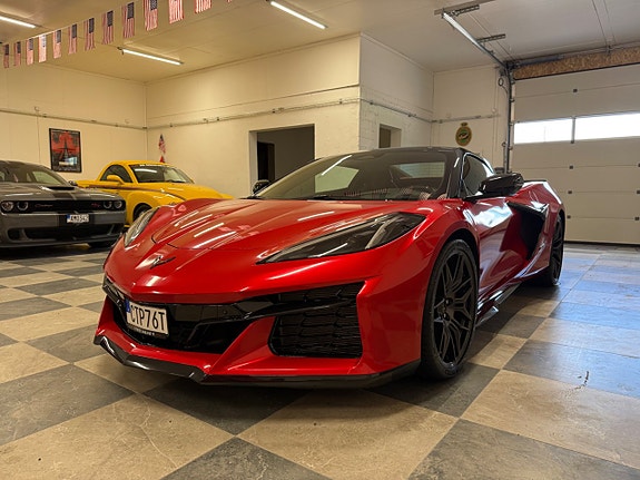 Chevrolet Corvette 19 of 26