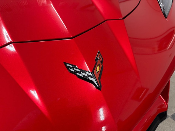 Chevrolet Corvette 9 of 26