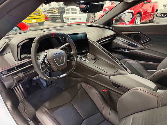 Chevrolet Corvette 21 of 26