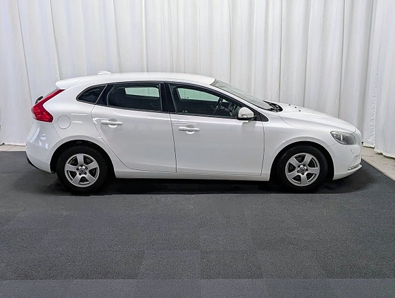 Volvo V40 5 of 5