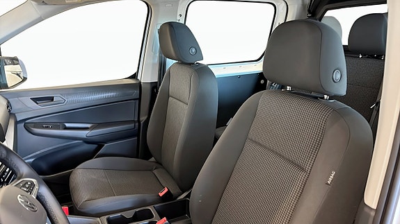Volkswagen Caddy 8 of 13