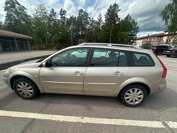 Renault Megane II 2 of 5