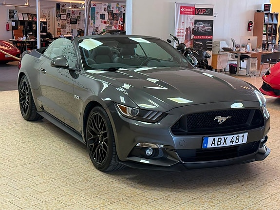 Ford Mustang 9 of 27