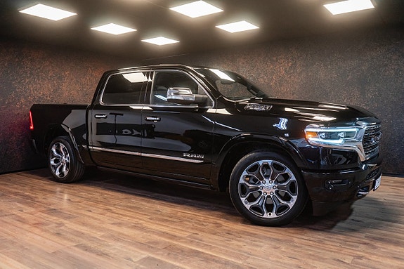 Dodge RAM 2 of 5