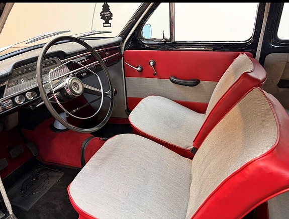 Volvo PV 6 of 11