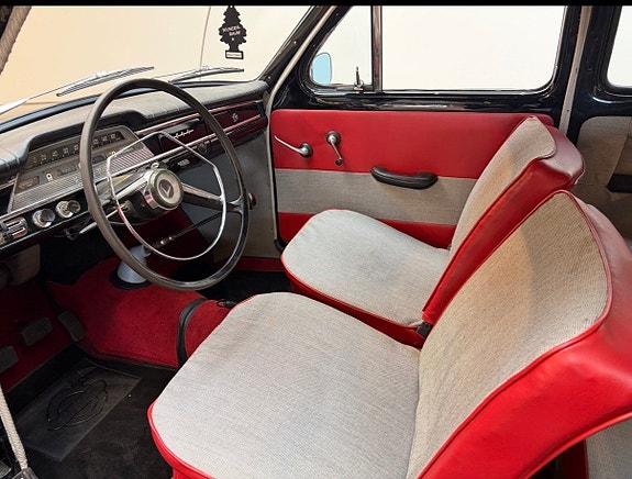 Volvo PV 6 of 11
