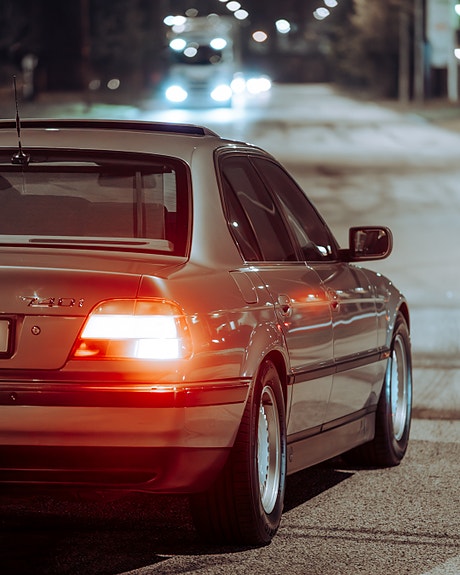 BMW 740i 15 of 30