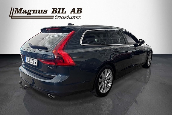 Volvo V90 4 of 5