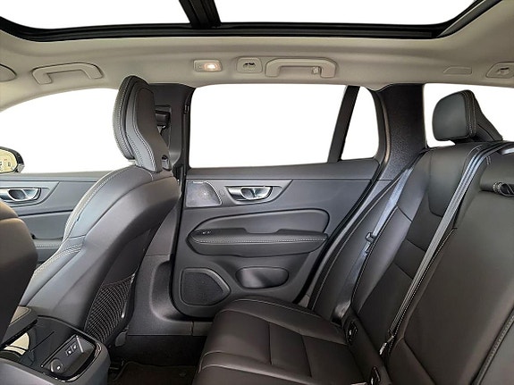 Volvo V60 12 of 21