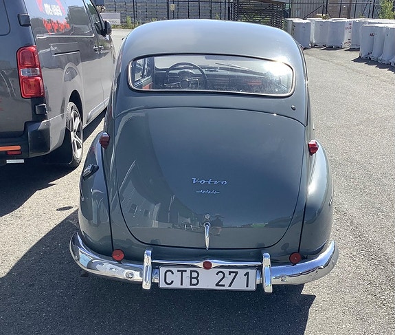 Volvo PV 3 of 5