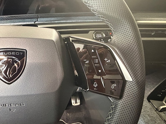 Peugeot 5008 8 of 9
