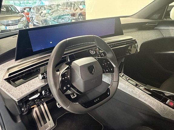 Peugeot 5008 6 of 9