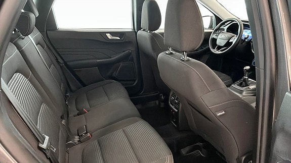 Ford Kuga 5 of 12