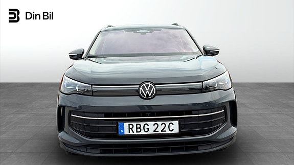 Volkswagen Tiguan 4 of 5