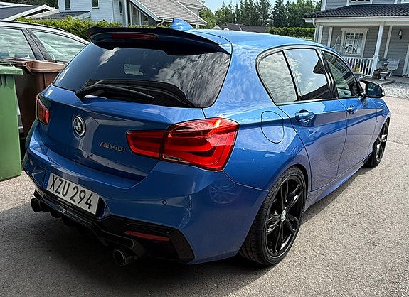 BMW M140i 5 of 5