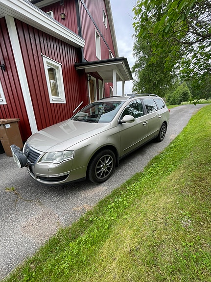 Volkswagen Passat 5 of 5