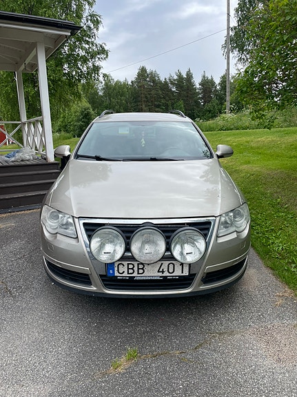 Volkswagen Passat 4 of 5