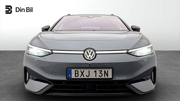 Volkswagen ID.7 4 of 5