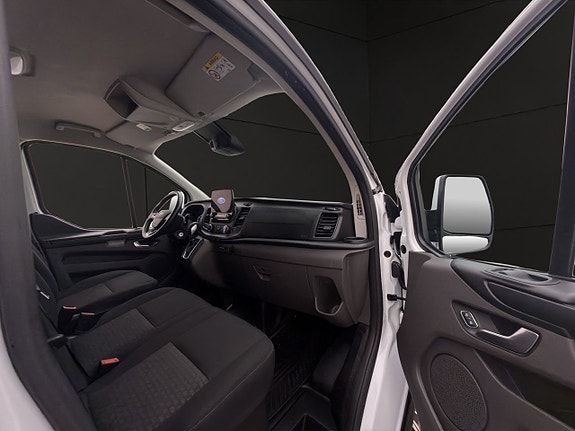 Ford Transit Custom 23 of 27
