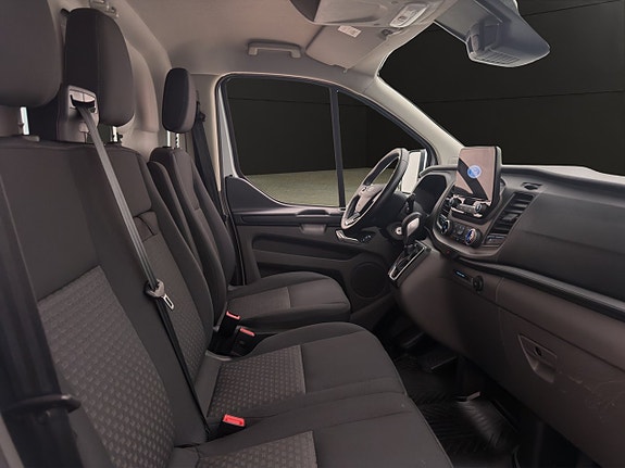Ford Transit Custom 22 of 27