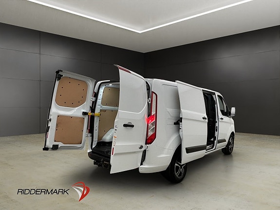 Ford Transit Custom 12 of 27