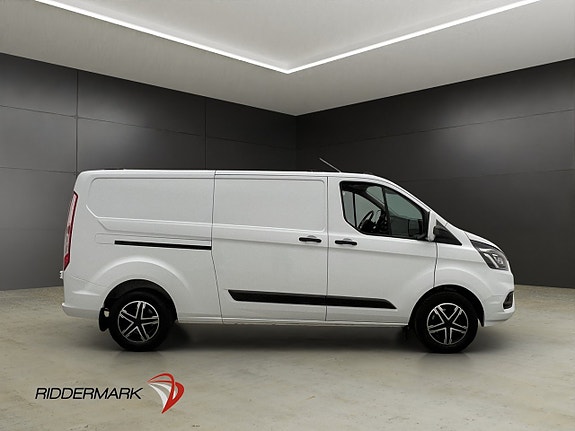 Ford Transit Custom 2 of 5