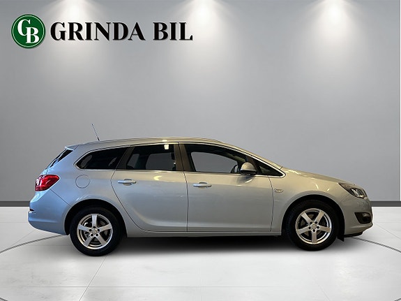 Opel Astra 4 of 5