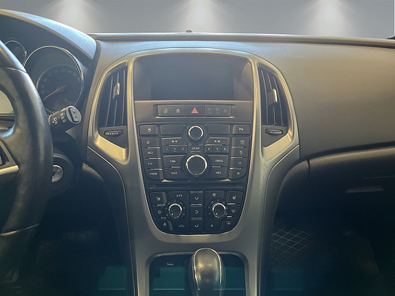 Opel Astra 11 of 25