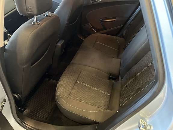 Opel Astra 13 of 25