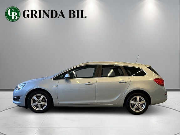 Opel Astra 2 of 5