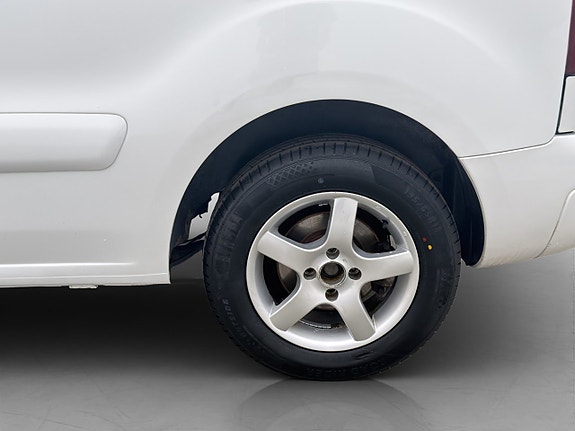 Peugeot Partner 22 of 24